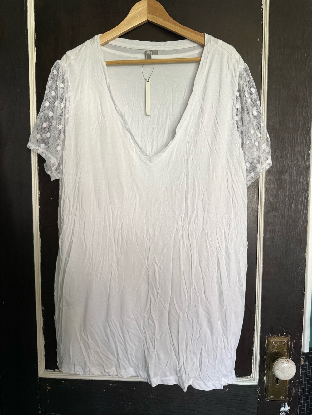 Asos Maternity White V-Neck Nursing Top with Lace Polka Dot Sleeves size 16